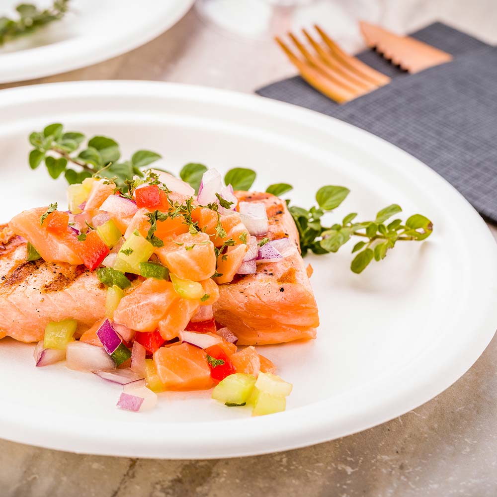 Plates, Dinner, 8.7 Inch, Bagasse, White Collezione Design, Round, 8.7 Linear Inch,1 - 100 COUNT