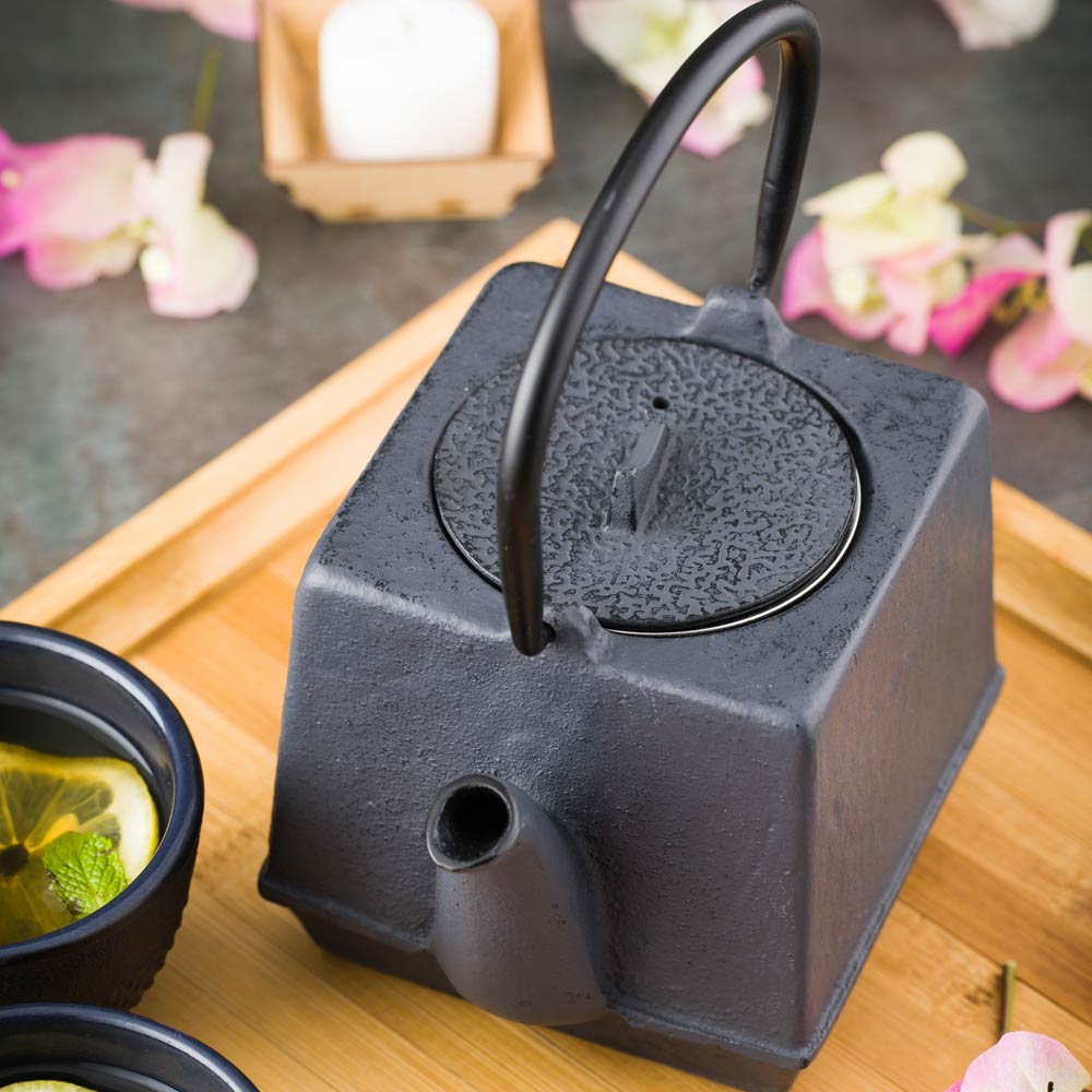 Teapot, 27 Ounce, Black, Cast Iron, 27 Ounce,1 - 1 EACH