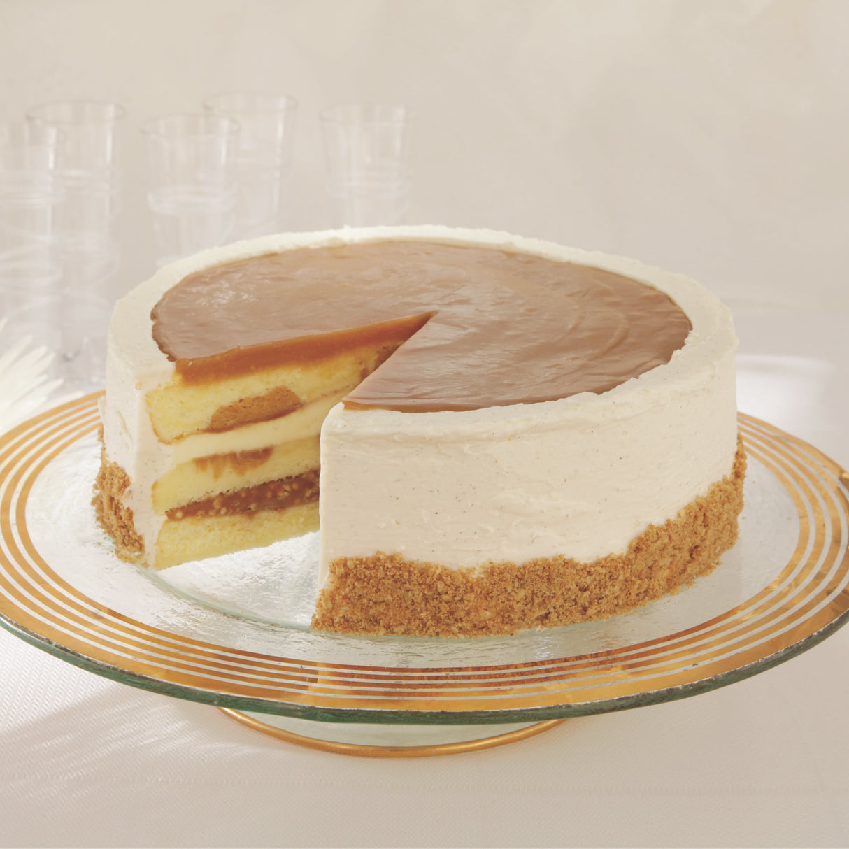 Cake, 3-Layer, Vanilla Caramel Salted Crunch, Glazed, 14 Slices per Cake, Frozen,2 - 4.88 POUND