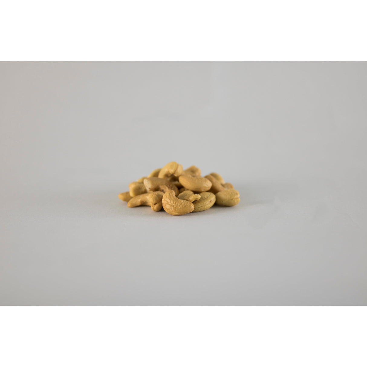 Cashews, Whole, Roasted & Unsalted,1 - 25 POUND
