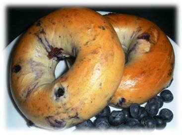 Bagels, Blueberry, Sliced, Thaw & Serve, 3 Ounce,15 - 6 COUNT